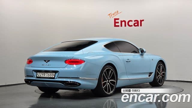 Bentley Continental GT 2019 — ფოტო 13/20