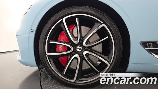 Bentley Continental GT 2019 — ფოტო 7/20