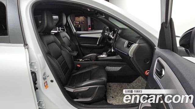 Renault Samsung Arkana 2024 — Фото 12/20
