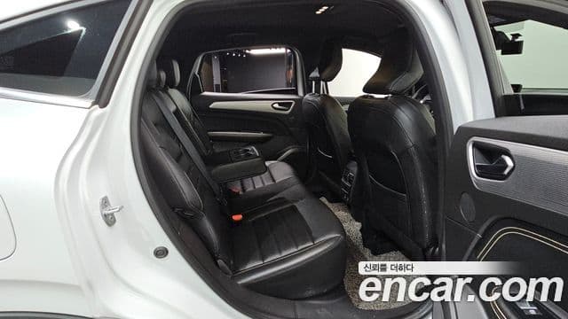 Renault Samsung Arkana 2024 — Şəkil 18/30