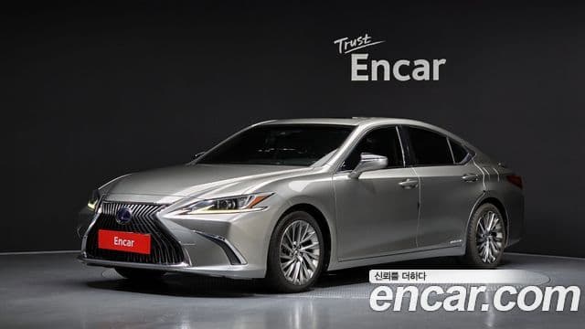 Lexus ES300h 2018 — Şəkil 7/20
