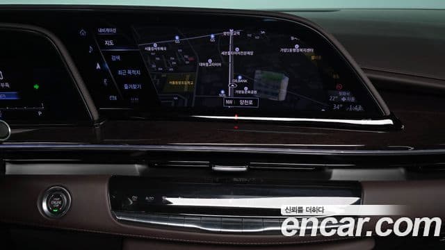 Cadillac Escalade 2023 — Фото 14/20