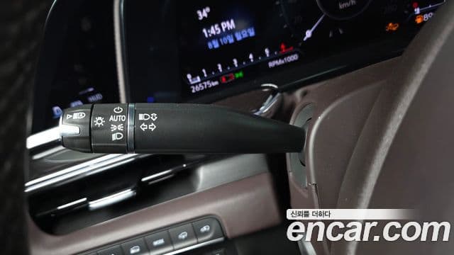 Cadillac Escalade 2023 — Şəkil 32/39