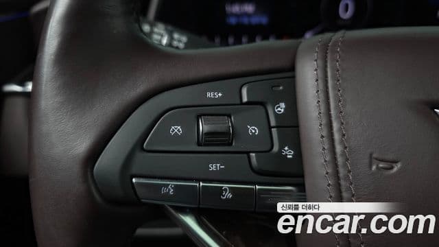Cadillac Escalade 2023 — Şəkil 4/39