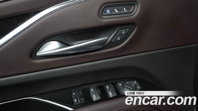 Cadillac Escalade 2023 — Şəkil 19/39