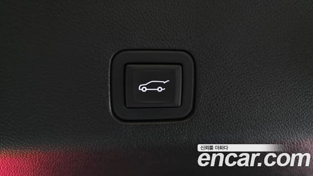 Cadillac Escalade 2023 — Şəkil 33/39