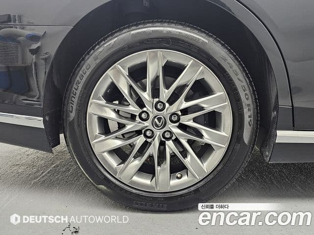 Lexus LS500 2020 — ფოტო 17/20