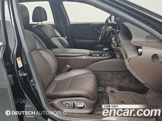 Lexus LS500 2020 — ფოტო 13/20