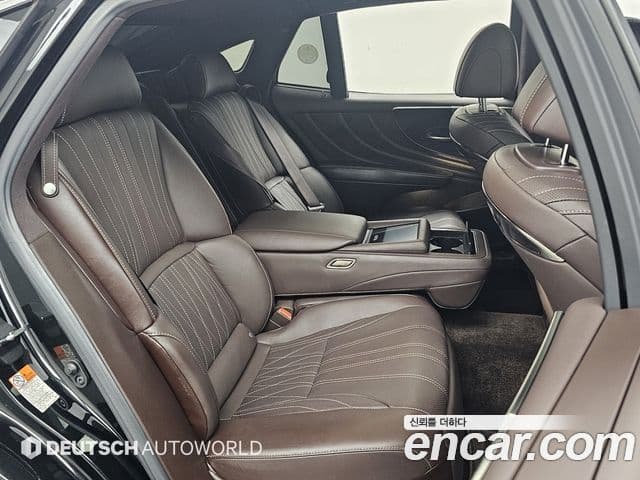 Lexus LS500 2020 — ფოტო 4/20