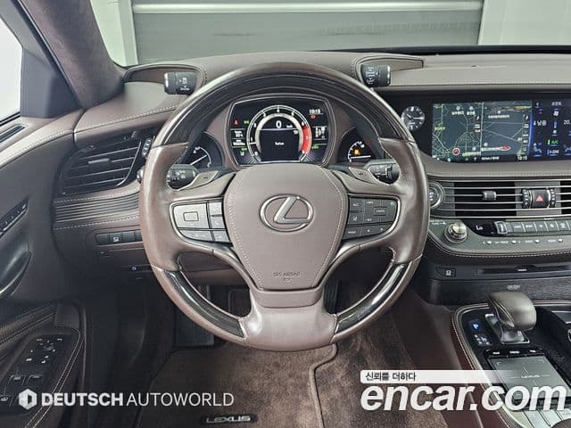 Lexus LS500 2020 — ფოტო 9/20