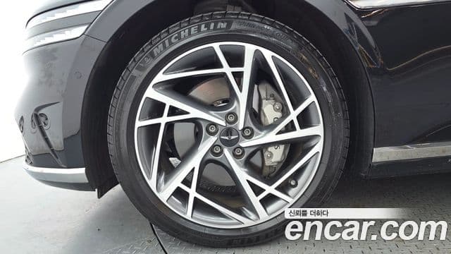 Genesis G90 2025 — Photo 6/34