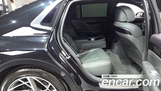 Genesis G90 2025 — Photo 12/34