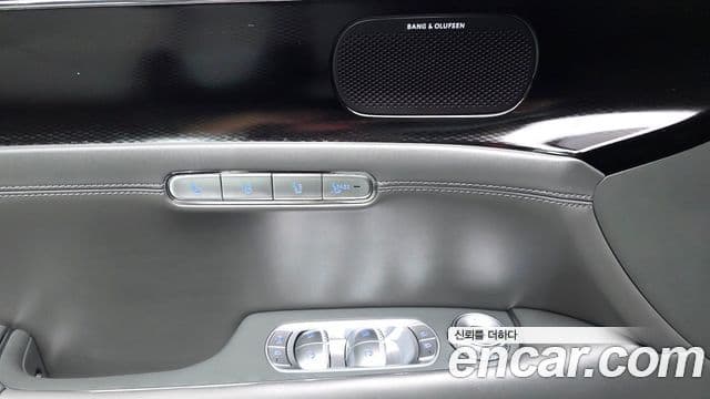 Genesis G90 2025 — Photo 4/34