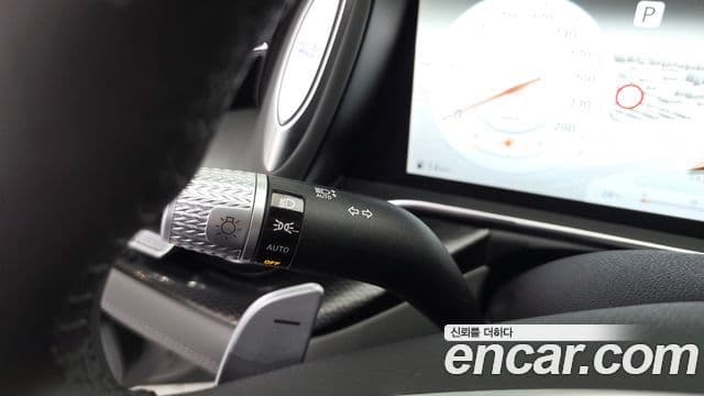 Genesis G90 2025 — Photo 14/34