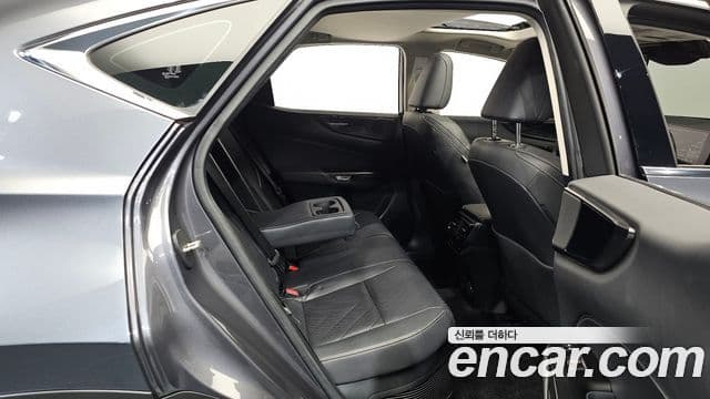 Lexus NX350h 2023 — Фото 11/20