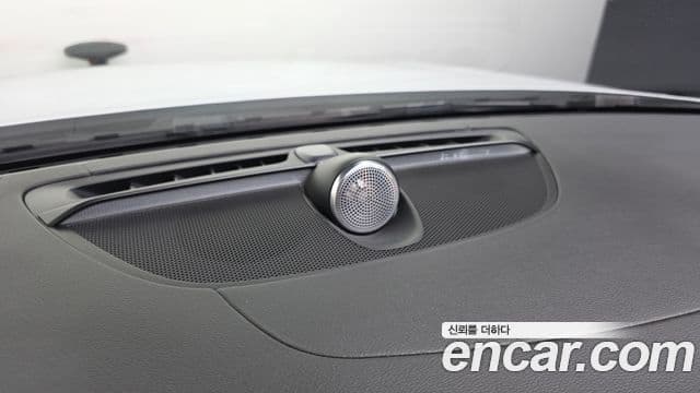 Volvo V60 Cross Country 2019 — ფოტო 26/34