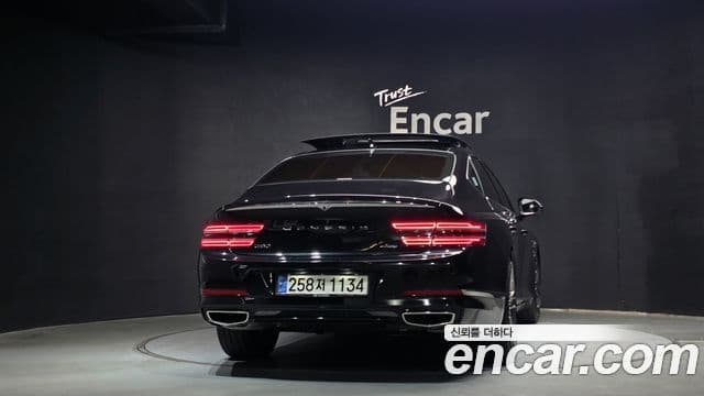 Genesis G80 2021 — Photo 25/34