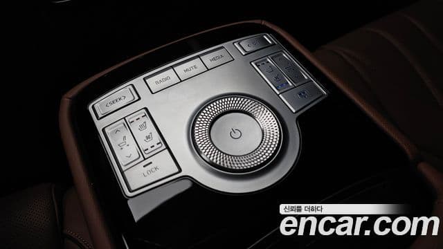 Genesis G80 2021 — Photo 18/34