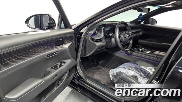Genesis G90 2025 — Photo 7/33