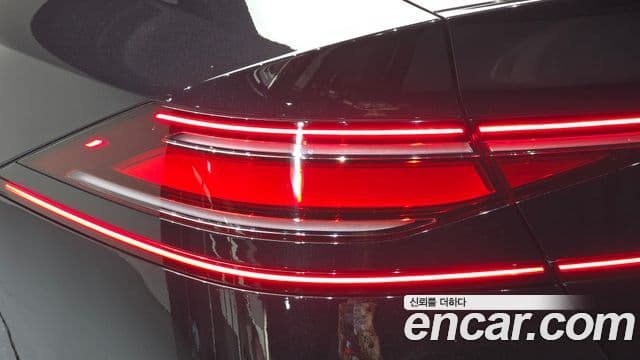 Genesis G90 2025 — Photo 10/33