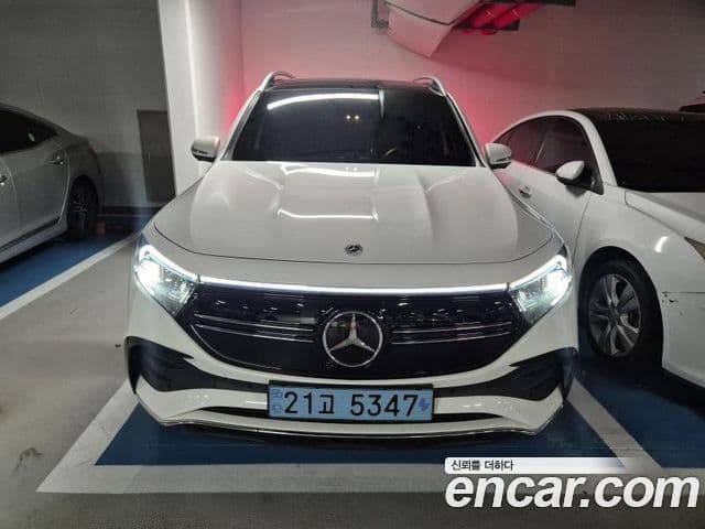 Mercedes-Benz EQB 2022 — ფოტო 2/9