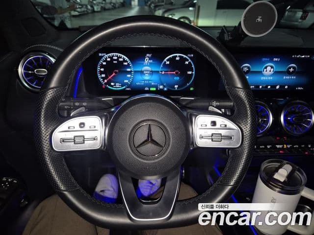 Mercedes-Benz EQB 2022 — ფოტო 4/9