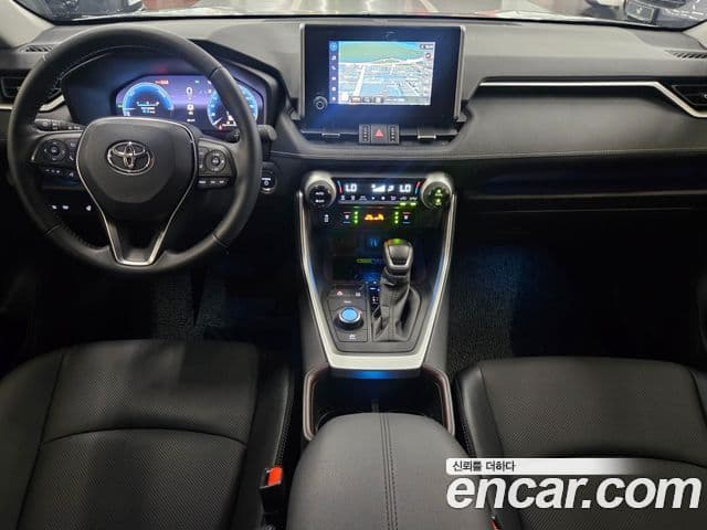 Toyota RAV4 2025 — Şəkil 17/18