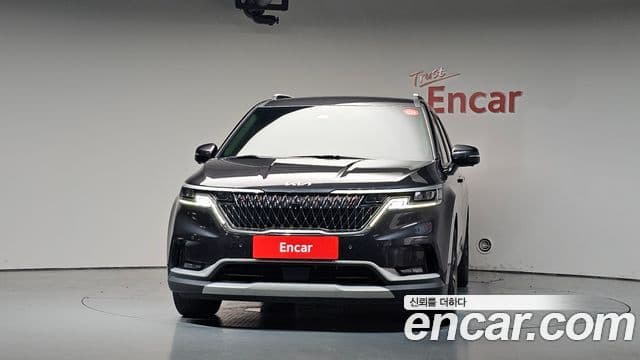 Kia Carnival 2022 — Фото 3/20