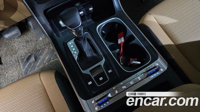 Kia Carnival 2022 — Фото 9/20