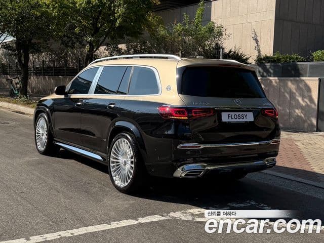 Mercedes-Benz GLS-Class 2023 — Photo 4/20