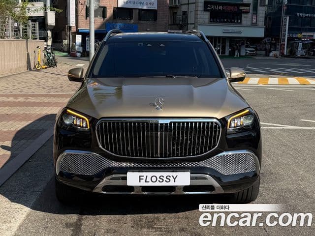 Mercedes-Benz GLS-Class 2023 — Photo 17/20