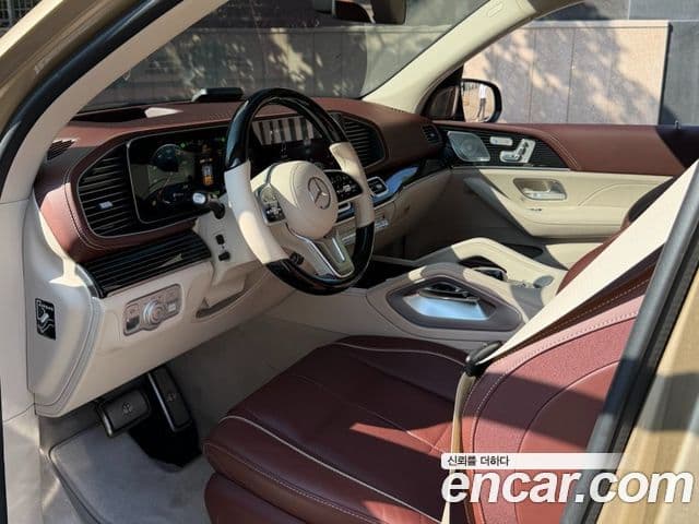 Mercedes-Benz GLS-Class 2023 — Photo 5/20