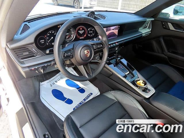 Porsche 911 2024 — Photo 15/19