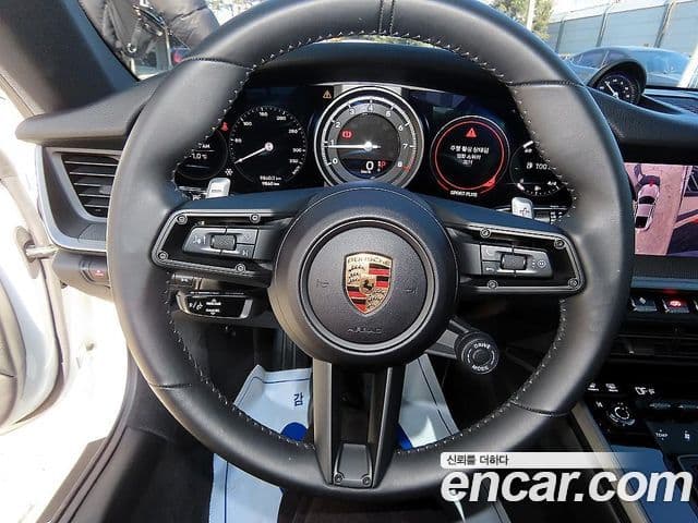Porsche 911 2024 — Photo 13/19