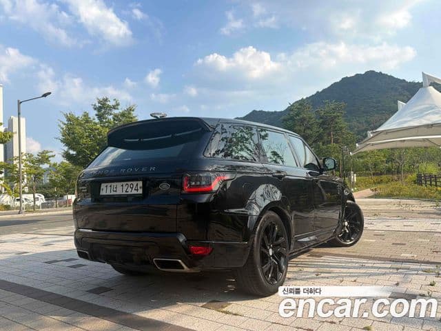 Land Rover Range Rover Sport 2018 — Photo 11/20