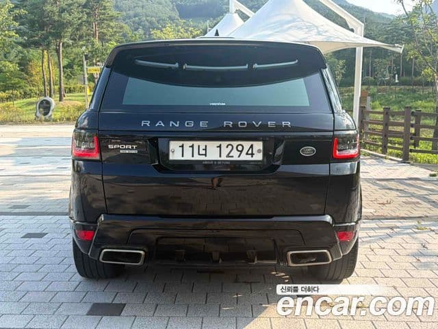 Land Rover Range Rover Sport 2018 — Photo 16/20