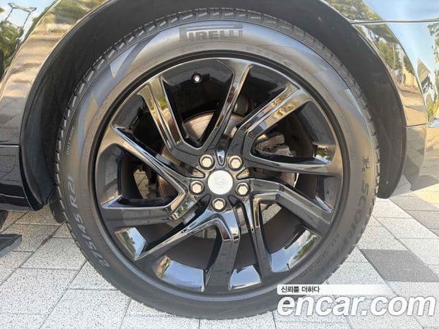 Land Rover Range Rover Sport 2018 — Photo 9/20