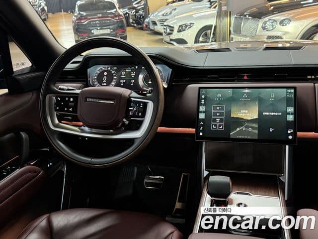 Land Rover Range Rover 2025 — Фото 9/20
