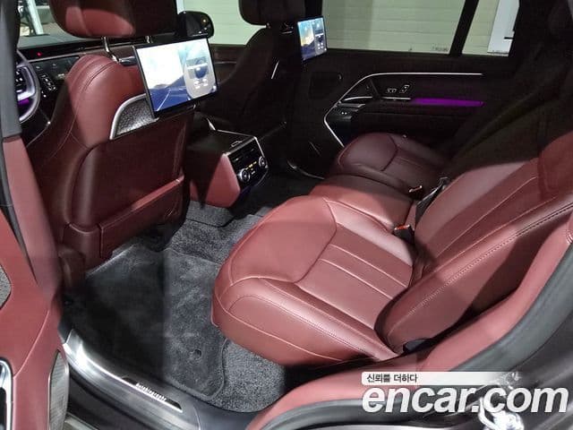 Land Rover Range Rover 2025 — Фото 13/19