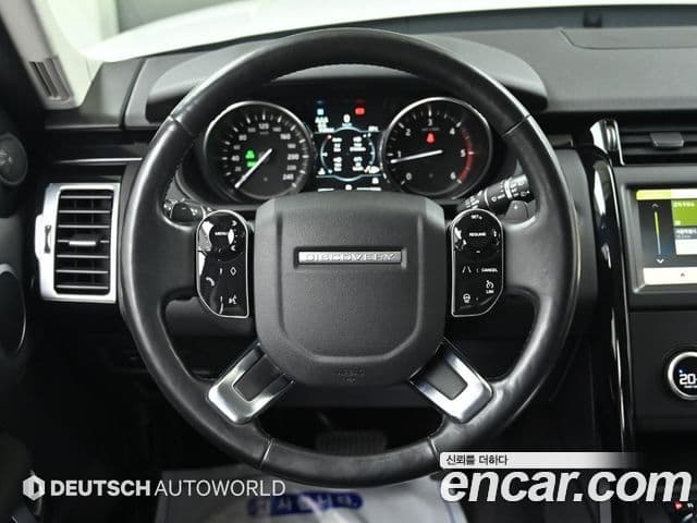 Land Rover Discovery 5 2019 — Şəkil 18/20