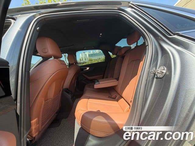 Audi A4 2023 — Şəkil 13/20
