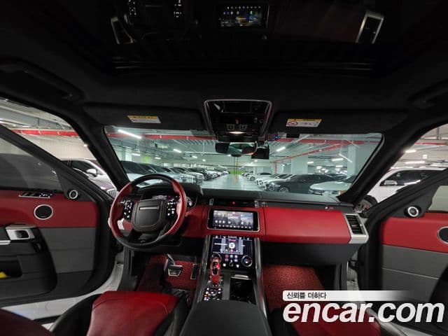 Land Rover Range Rover Sport 2018 — Photo 19/19