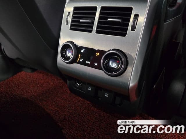 Land Rover Range Rover Sport 2018 — Photo 15/19