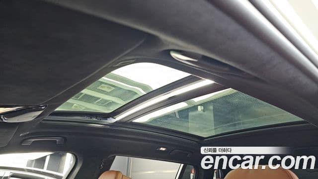 BMW X7 2024 — Photo 10/36