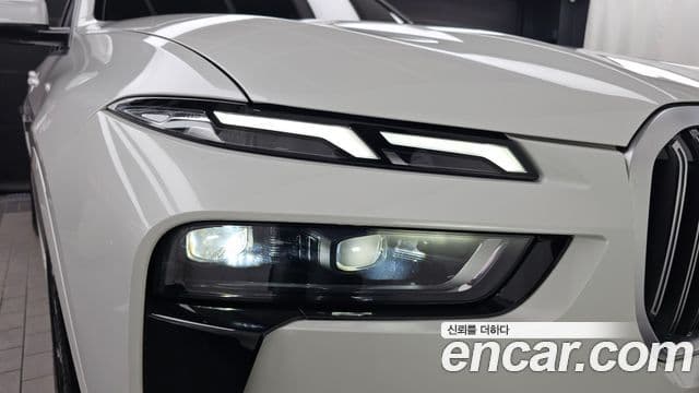 BMW X7 2024 — Photo 30/36