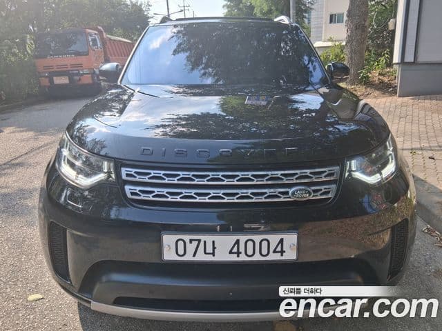 Land Rover Discovery 5 2018 — Şəkil 5/20