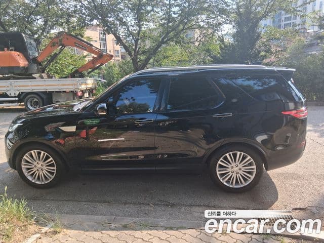 Land Rover Discovery 5 2018 — Şəkil 19/20
