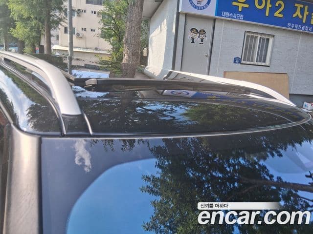 Land Rover Discovery 5 2018 — Şəkil 9/20