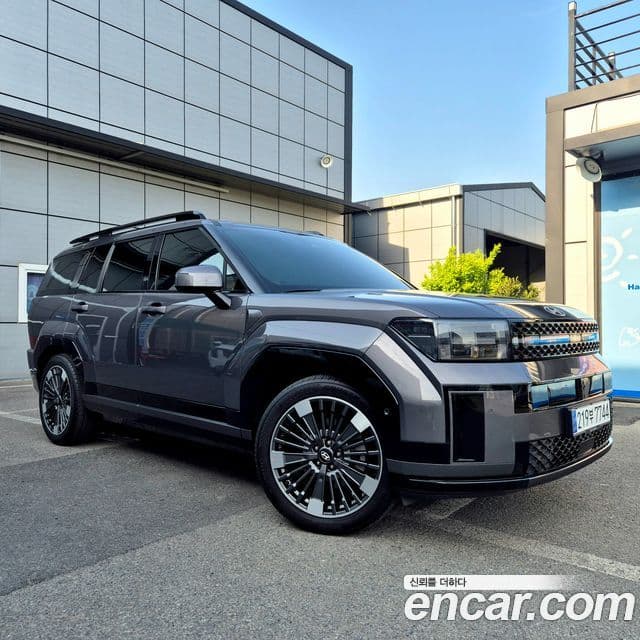Hyundai Santa Fe 2023 — Şəkil 1/10