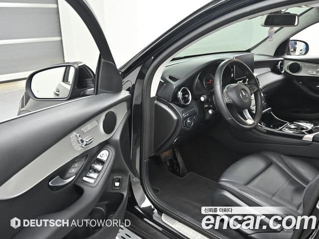 Mercedes-Benz GLC-Class 2018 — ფოტო 19/20